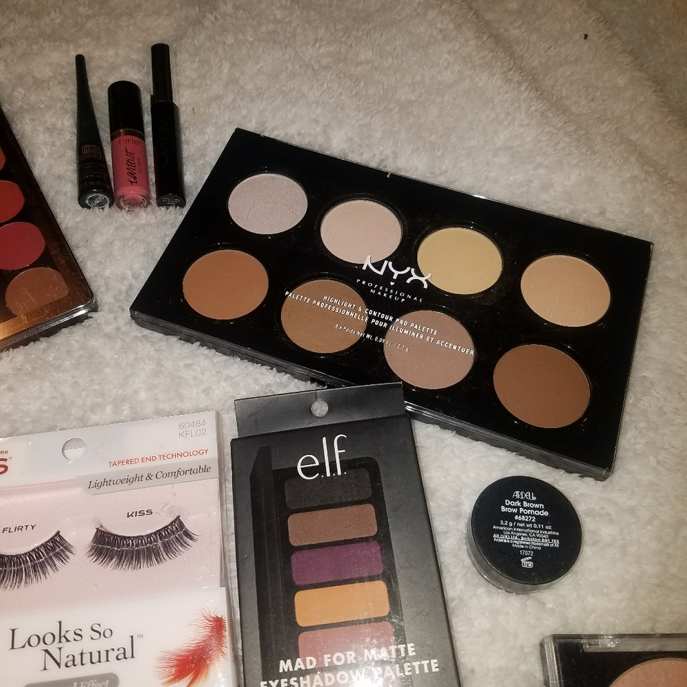 Drugstore Bundle #4 - Picture 4 of 8
